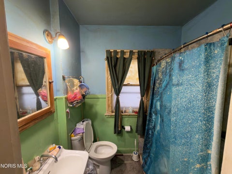 Tiny photo for 2815 E Street, Toledo, OH 43608 (MLS # 10013239)