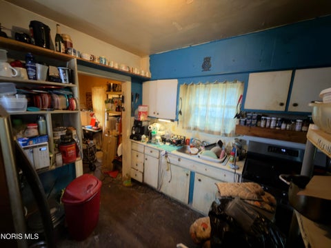 Tiny photo for 2815 E Street, Toledo, OH 43608 (MLS # 10013239)