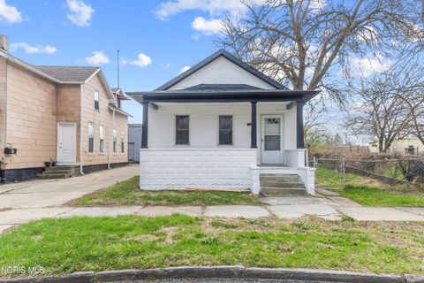 911 Vinton Street Toledo OH 43609