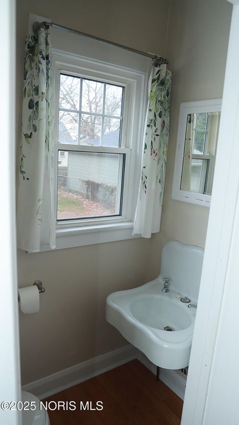 Tiny photo for 2826 121st Street, Toledo, OH 43611 (MLS # 10001742)