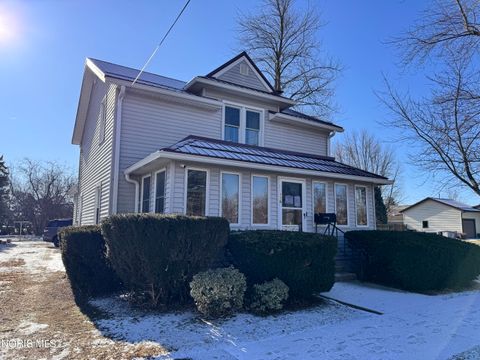 Photo of 116 E Smith Street, Hicksville, OH 43526 (MLS # 10004746)