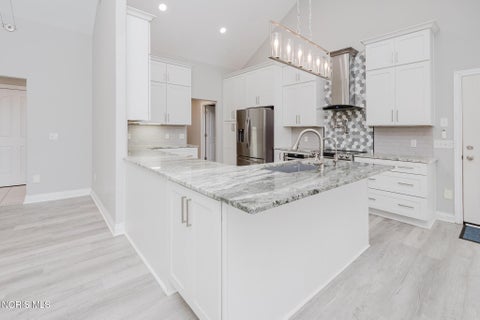 Tiny photo for 14780 Prairie Lake Drive, Perrysburg, OH 43551 (MLS # 10011673)