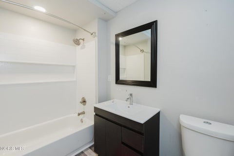 Tiny photo for 14780 Prairie Lake Drive, Perrysburg, OH 43551 (MLS # 10011673)