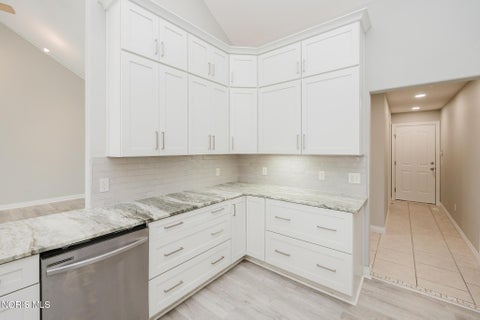 Tiny photo for 14780 Prairie Lake Drive, Perrysburg, OH 43551 (MLS # 10011673)