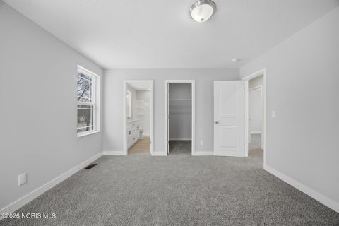 Tiny photo for 916 Fernwood Avenue, Toledo, OH 43607 (MLS # 10003819)