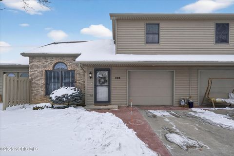 Photo of 328 W Lutz Road, Archbold, OH 43502 (MLS # 10003850)