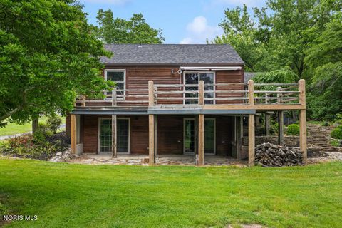 Photo of 1006 E River Drive, Defiance, OH 43512 (MLS # 10008980)