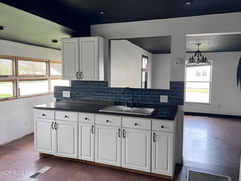 Tiny photo for 211 N Garfield Street, Bloomdale, OH 44817 (MLS # 10007669)