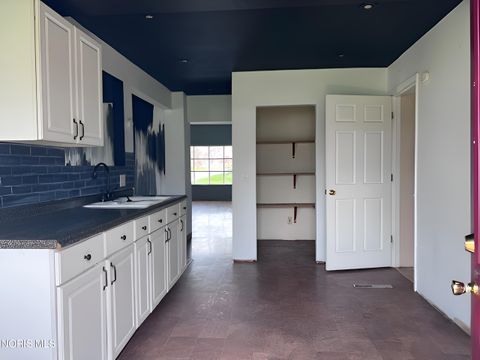 Tiny photo for 211 N Garfield Street, Bloomdale, OH 44817 (MLS # 10007669)