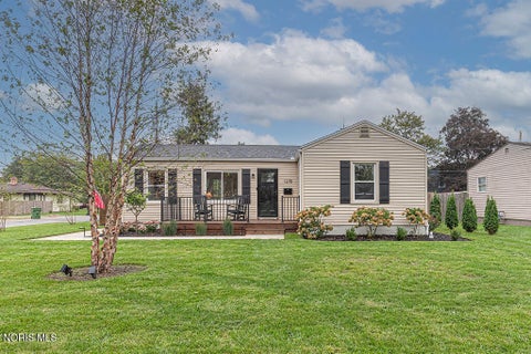 Photo of 1278 Scott Street, Maumee, OH 43537 (MLS # 10013728)