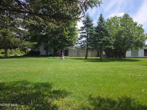 Tiny photo for 2494 Pelton Road, Fostoria, OH 44830 (MLS # 10009110)