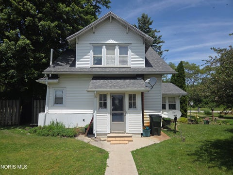 Photo of 2494 Pelton Road, Fostoria, OH 44830 (MLS # 10009110)