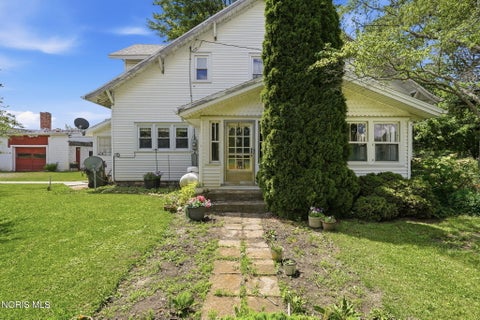 Tiny photo for 2494 Pelton Road, Fostoria, OH 44830 (MLS # 10009110)