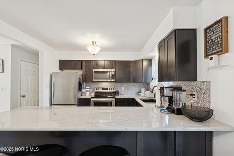 Tiny photo for 4754 Imperial Drive, Toledo, OH 43623 (MLS # 10000399)