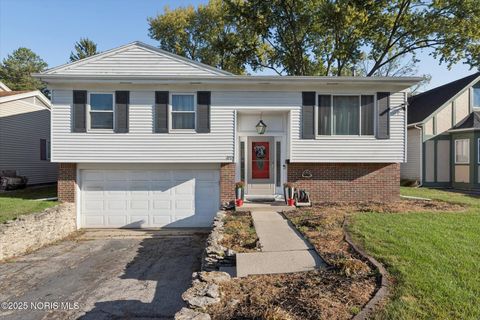 Tiny photo for 4754 Imperial Drive, Toledo, OH 43623 (MLS # 10000399)