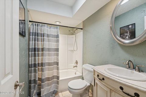 Tiny photo for 4754 Imperial Drive, Toledo, OH 43623 (MLS # 10000399)