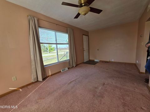 Tiny photo for 5501 Ayers Road, Walbridge, OH 43465 (MLS # 10005324)