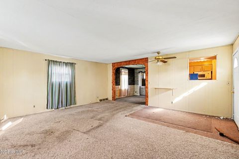 Tiny photo for 3141 Schneider Road, Toledo, OH 43614 (MLS # 10006088)