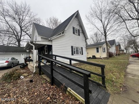 Tiny photo for 516 Bryant Street, Montpelier, OH 43543 (MLS # 10004800)
