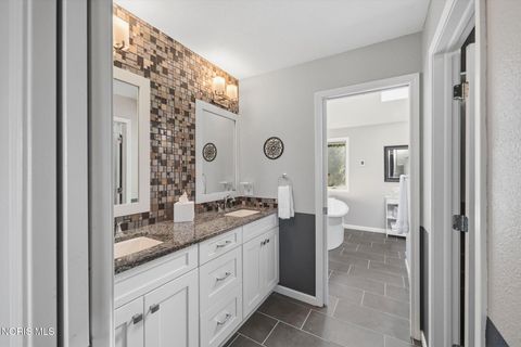 Tiny photo for 4652 Country Walk Lane, Sylvania, OH 43560 (MLS # 10007257)