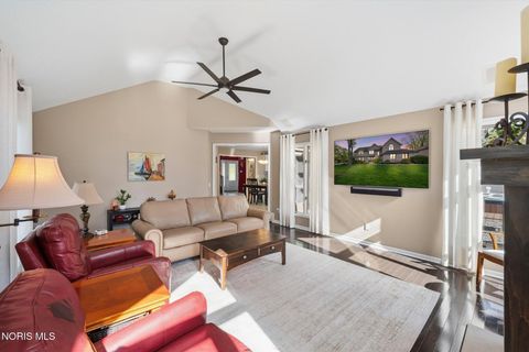 Tiny photo for 4652 Country Walk Lane, Sylvania, OH 43560 (MLS # 10007257)