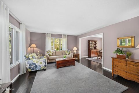 Tiny photo for 4652 Country Walk Lane, Sylvania, OH 43560 (MLS # 10007257)
