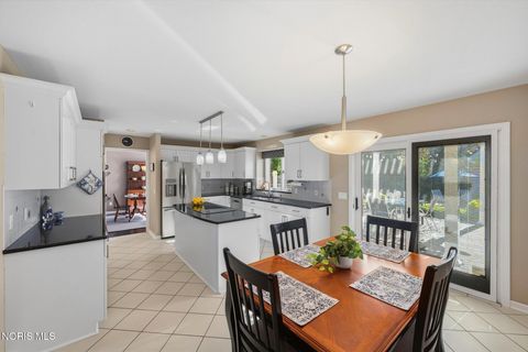 Tiny photo for 4652 Country Walk Lane, Sylvania, OH 43560 (MLS # 10007257)
