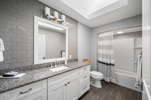 Tiny photo for 4652 Country Walk Lane, Sylvania, OH 43560 (MLS # 10007257)