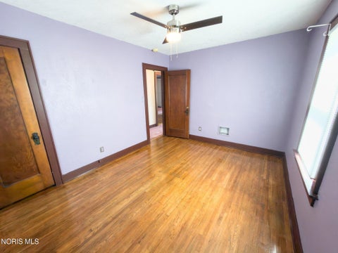 Tiny photo for 4612 Burnham Avenue, Toledo, OH 43612 (MLS # 10013072)