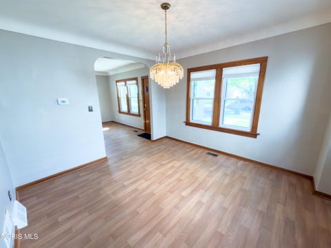 Tiny photo for 4612 Burnham Avenue, Toledo, OH 43612 (MLS # 10013072)