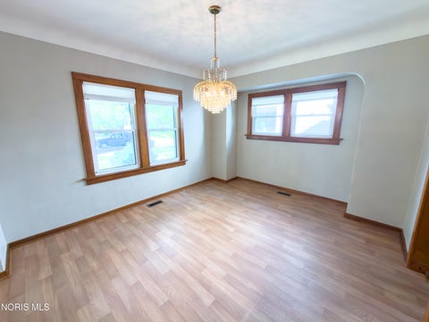 Tiny photo for 4612 Burnham Avenue, Toledo, OH 43612 (MLS # 10013072)