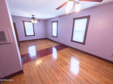 Tiny photo for 4612 Burnham Avenue, Toledo, OH 43612 (MLS # 10013072)