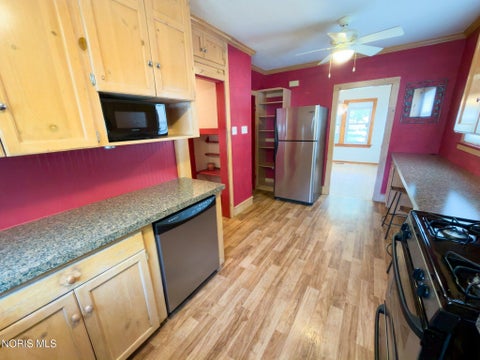 Tiny photo for 4612 Burnham Avenue, Toledo, OH 43612 (MLS # 10013072)