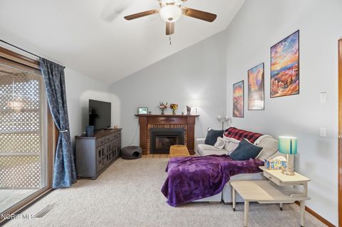 Tiny photo for 621 Cedar Lane, Bowling Green, OH 43402 (MLS # 10005504)