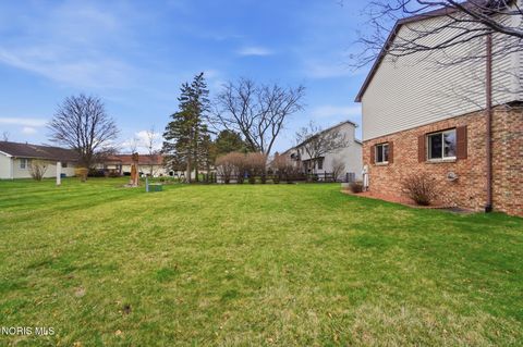 Tiny photo for 621 Cedar Lane, Bowling Green, OH 43402 (MLS # 10005504)