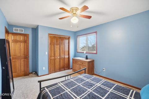 Tiny photo for 621 Cedar Lane, Bowling Green, OH 43402 (MLS # 10005504)