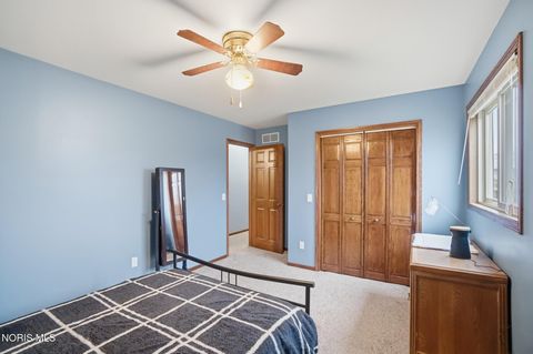 Tiny photo for 621 Cedar Lane, Bowling Green, OH 43402 (MLS # 10005504)