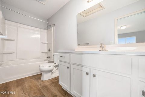 Tiny photo for 692 Ariel Court, Liberty Center, OH 43532 (MLS # 10005267)