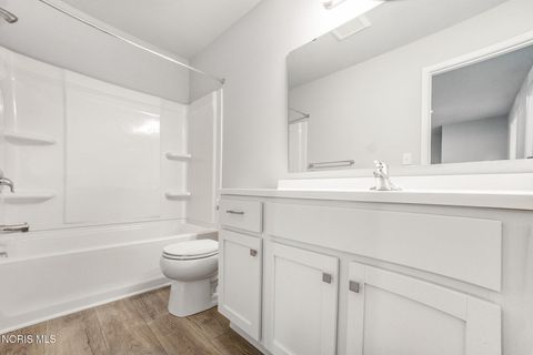 Tiny photo for 692 Ariel Court, Liberty Center, OH 43532 (MLS # 10005267)