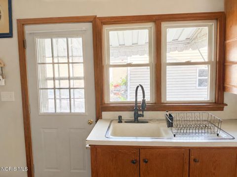Tiny photo for 750 Park Street, Napoleon, OH 43545 (MLS # 10008165)