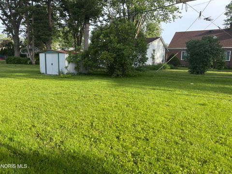 Tiny photo for 750 Park Street, Napoleon, OH 43545 (MLS # 10008165)