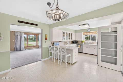 Tiny photo for 610 N Fostoria Road, Northwood, OH 43619 (MLS # 10011533)