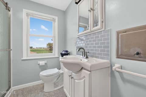 Tiny photo for 610 N Fostoria Road, Northwood, OH 43619 (MLS # 10011533)