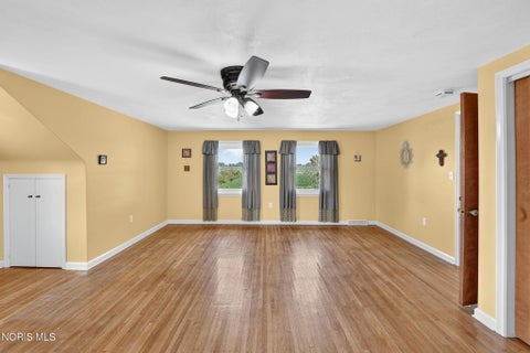 Tiny photo for 610 N Fostoria Road, Northwood, OH 43619 (MLS # 10011533)