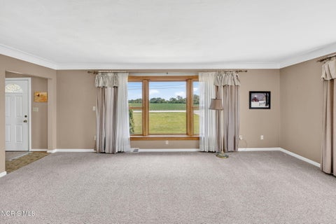 Tiny photo for 610 N Fostoria Road, Northwood, OH 43619 (MLS # 10011533)