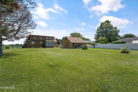 Tiny photo for 610 N Fostoria Road, Northwood, OH 43619 (MLS # 10011533)