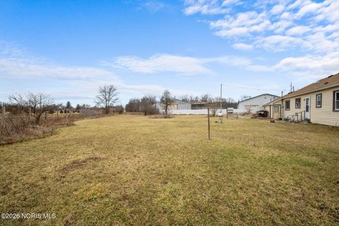 Tiny photo for 21682 County Road 51, Genoa, OH 43430 (MLS # 10003124)