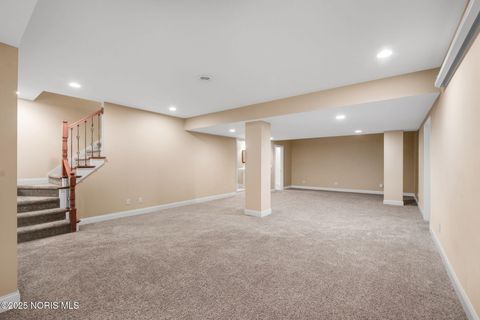 Tiny photo for 665 Meadowview Drive, Findlay, OH 45840 (MLS # 10000564)