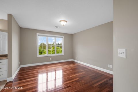 Tiny photo for 665 Meadowview Drive, Findlay, OH 45840 (MLS # 10000564)