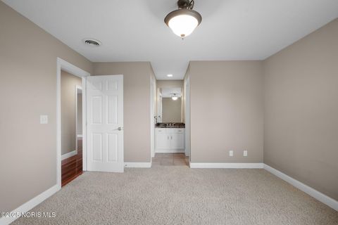 Tiny photo for 665 Meadowview Drive, Findlay, OH 45840 (MLS # 10000564)